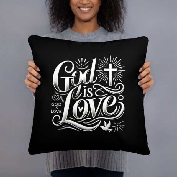 Premium Kissen „God is Love“ – Elegante christliche Dekoration in Schwarz