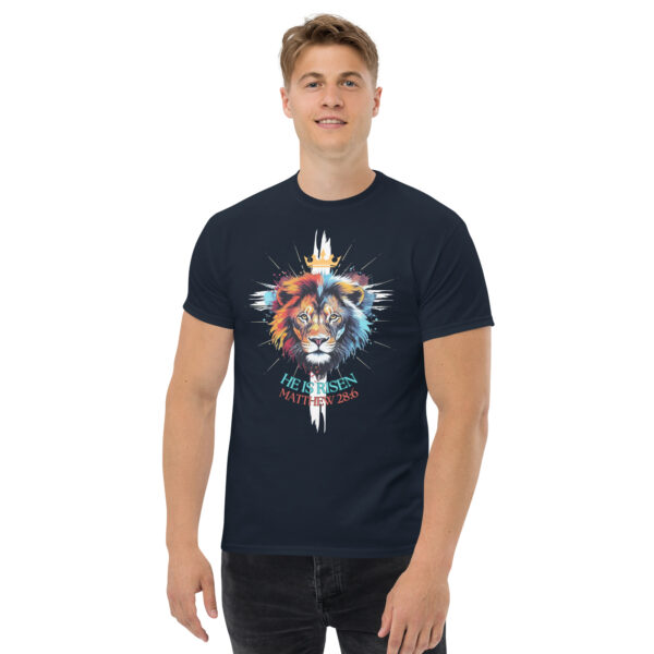 Auferstanden – Löwe von Juda Shirt | He is Risen – Matthäus 28,6 – Bild 3