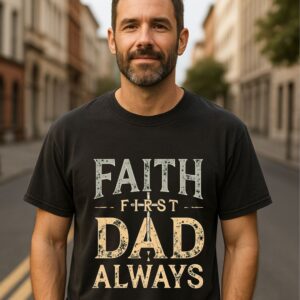 FAITH FIRST – DAD ALWAYS | Oversize Christliches T-Shirt in Faded Black