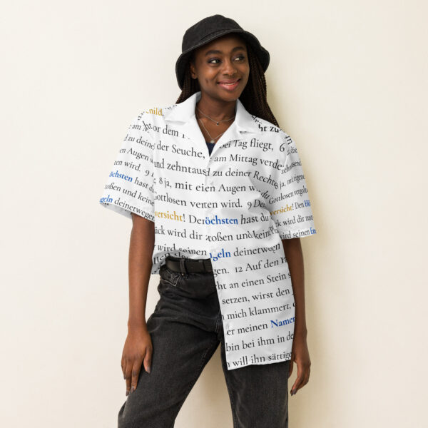 • Rückverfolgbarkeit: - Weberei — China - Färben— China - Herstellung — Lettland oder Mexiko • Enthält 65 % recyceltes Polyester • Enthält 0 % gefährliche Stoffe • Dieser Artikel gibt beim Waschen Mikrofasern aus Kunststoff an die Umwelt ab
