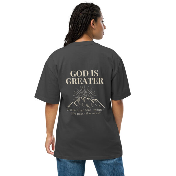 Oversize T-Shirt – God is Greater | Unisex mit Rückenprint – Bild 2