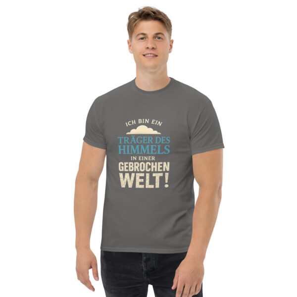 Träger des Himmels T-Shirt – Unisex Charcoal | Limited Edition
