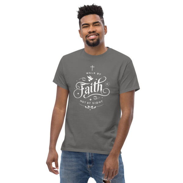 Walk by Faith Unisex T-Shirt - Glaube statt Sicht – Bild 2