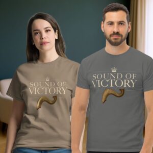 Mann und Frau Sound of Victory mit shofar